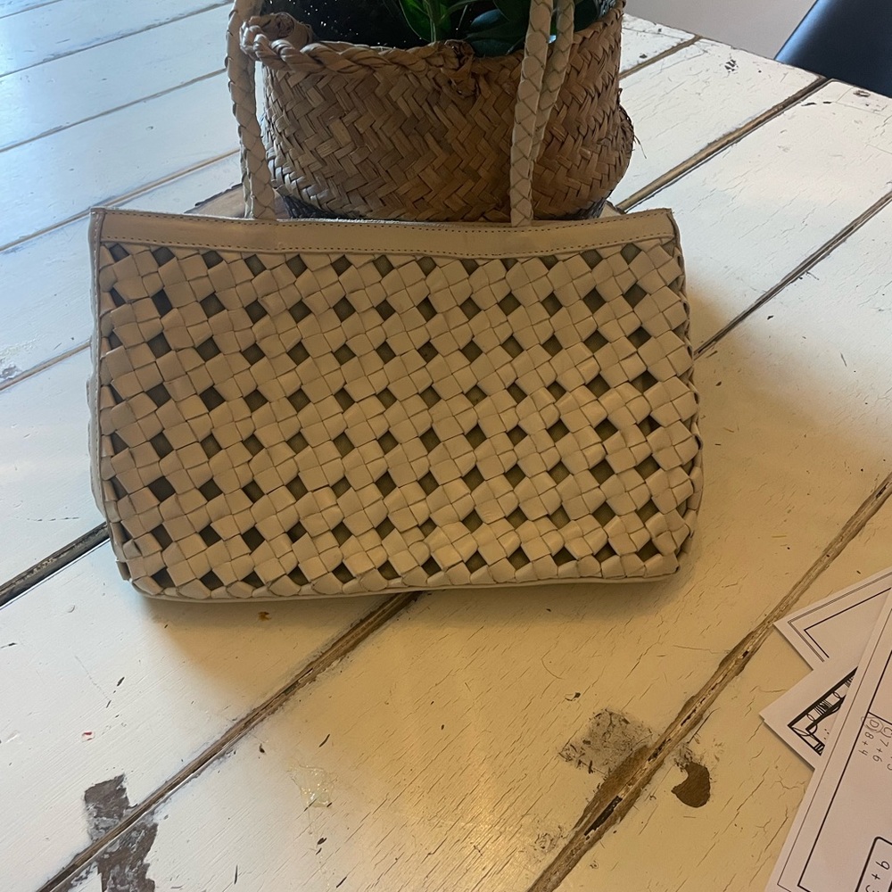 Cream Ella Bag by Bembian